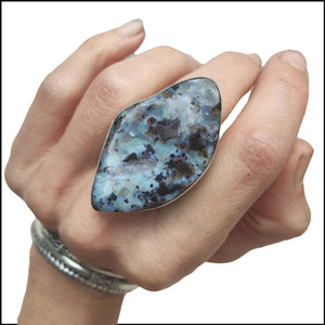 Boulder Opal Moonphase Ring