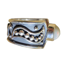 Load image into Gallery viewer, Mintabie Opal Natures Swirls Ring