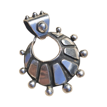 Load image into Gallery viewer, Dotty 925 Silver Pendant