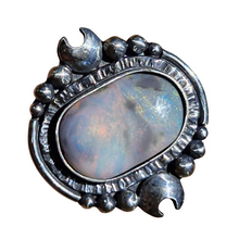 Load image into Gallery viewer, Lightening Ridge Opal Ring or Pendant