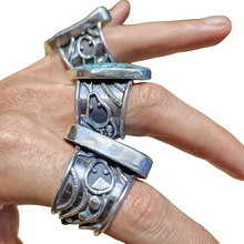 Load image into Gallery viewer, Boulder Opal Serpent Ring