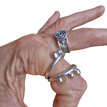 Load image into Gallery viewer, Double Spiral Ring - Ready to Ship Size 7