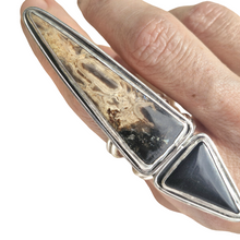 Load image into Gallery viewer, Petrified Wood and Onyx 925 Silver Ring.