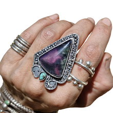 Load image into Gallery viewer, Purple Chalcedony &amp; Dessert Bloom Serpent Ring or Pendant