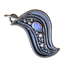 Load image into Gallery viewer, Waves of Life Pendant