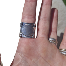 Load image into Gallery viewer, Boulder Opal Moonphase Ring