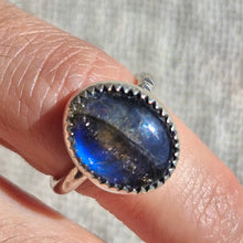 Load image into Gallery viewer, Labradorite 925 Silver Pinky Ring