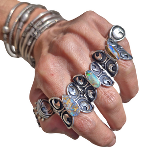Boulder Opal Butterfl-Eye Ring