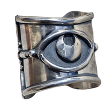 Load image into Gallery viewer, Boulder Opal Butterfl-Eye Ring