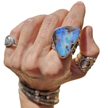 Load image into Gallery viewer, Boulder Opal Serpent Ring