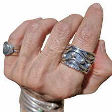 Load image into Gallery viewer, Handmade custom chunky sterling silver snake serpent ring