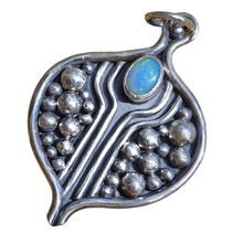 Load image into Gallery viewer, Fruits of Life Pendant