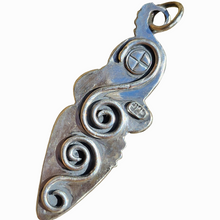 Load image into Gallery viewer, Pipe Opal, Mintabie Opal and Jade Pendant