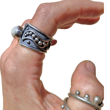 Load image into Gallery viewer, Mintabie Opal Natures Swirls Ring