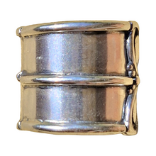 Load image into Gallery viewer, Butterfl-Eye Ring - Made to Order