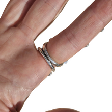 Load image into Gallery viewer, Dotty Claw 925 Silver Ring