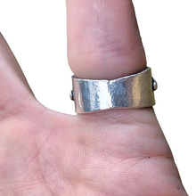 Load image into Gallery viewer, Simple Eye Ring - Made to Order