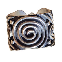 Load image into Gallery viewer, Spiralverse Boulder Opal Ring